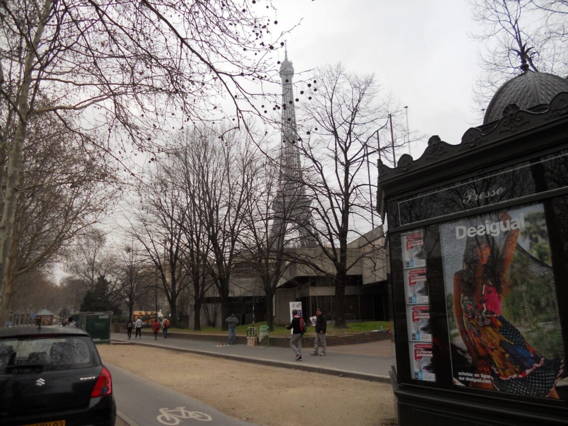 Tour Eiffel by Denise Andrade